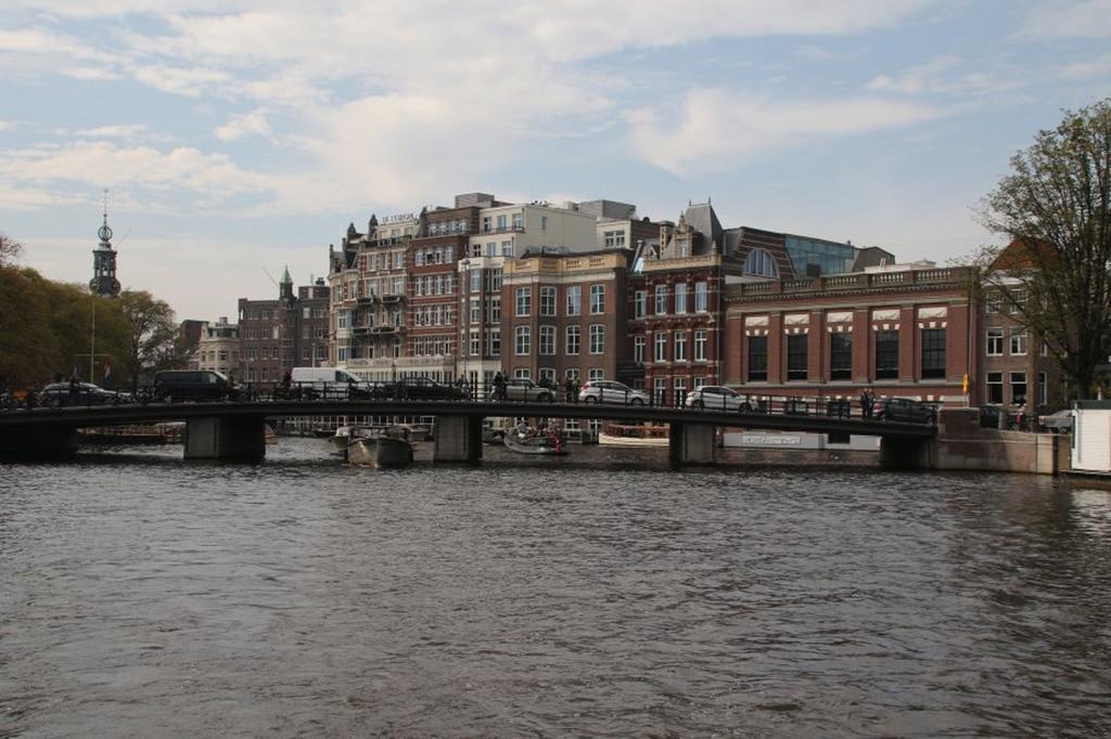 A304 Romantic Seaship In Top Center Amsterdam Exterior foto
